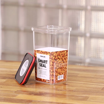 Hộp vuông Tritan Smart Seal 2.1l