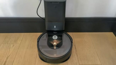 Robot hút bụi Roomba I7 Plus